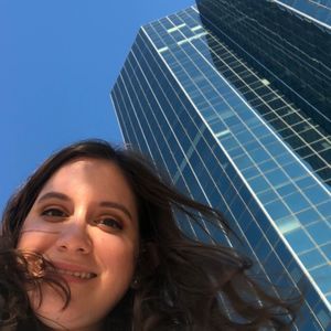 Meet your Posher, Laura